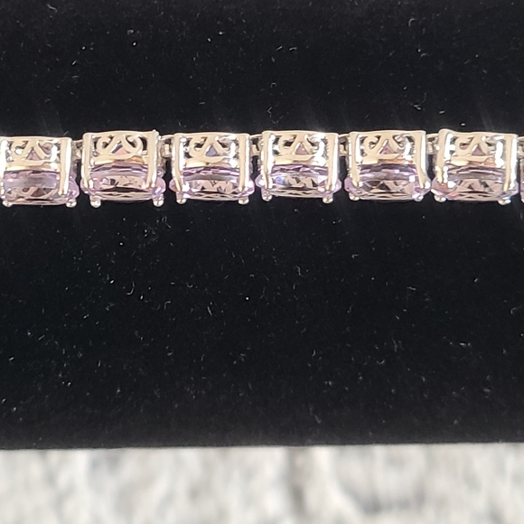 Amethyst Tennis Bracelet - Picture 4 of 16